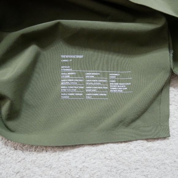 Ten Thousand 7" The Interval Short Large - Picture 5 of 6